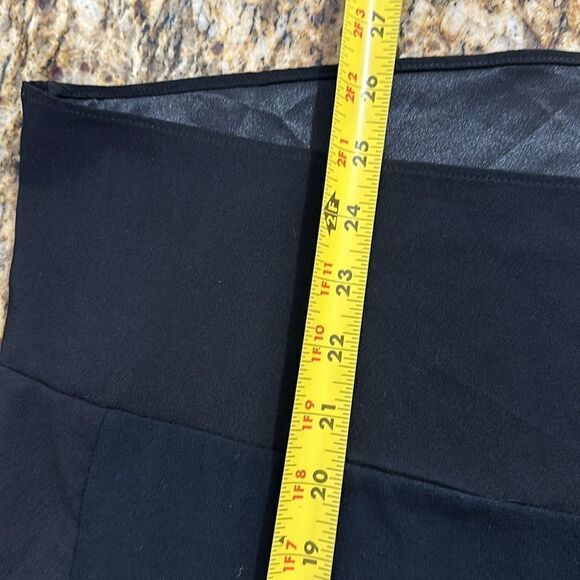 T Tahari Mixed Media Long Sleeve Round Neck Blouse Top Size S - Picture 8 of 8